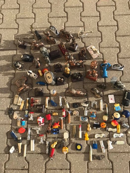 Isqueiros/ porta chaves colecionáveis