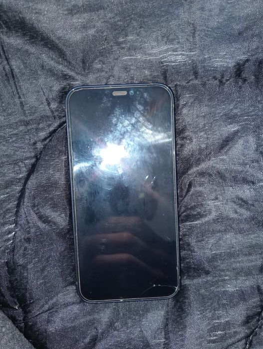 Vendo iPhone 12 Mini — 64GB — Azul