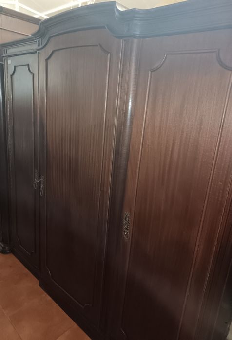 Guarda fatos roupeiro 3 portas