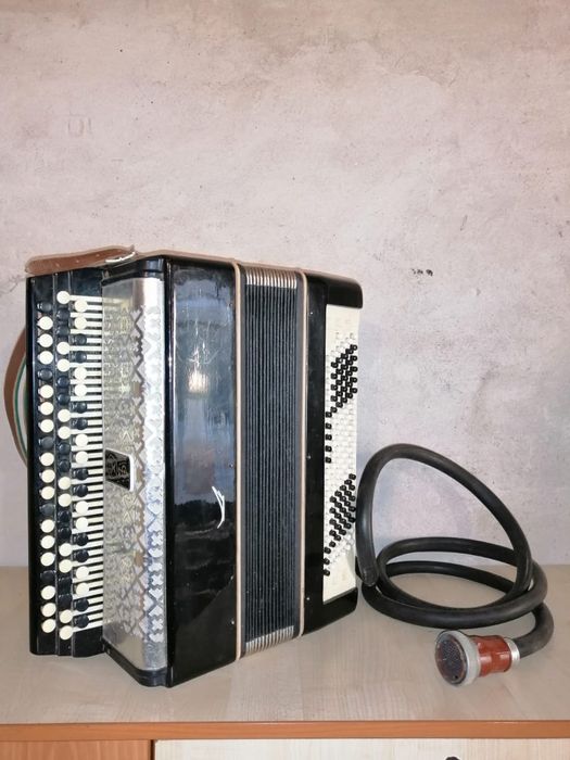 Продам Электро баян СССР