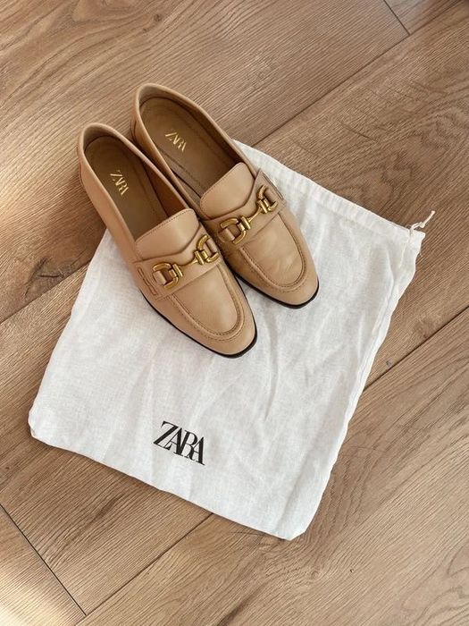 Zara skóra naturalna loafers mokasyny złote zdobieni mosiężne jesień