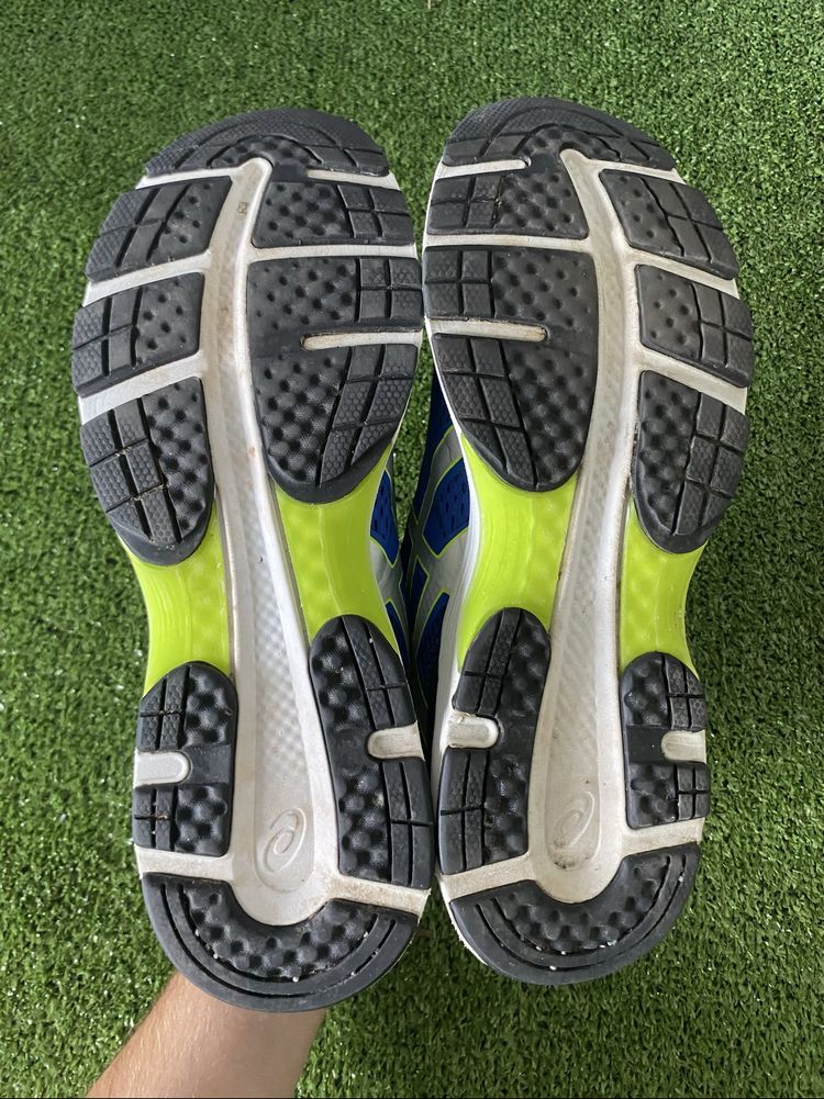 Кроссовки ASICS Gel-Pulse 10