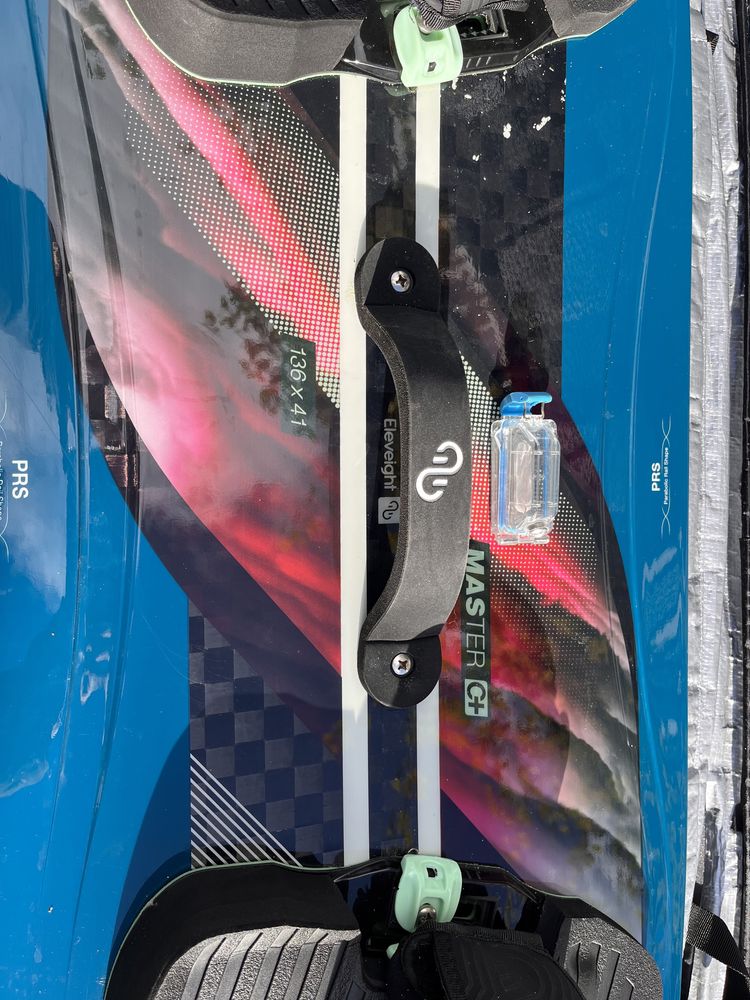 Deska kite Eleveight Master C+, 2021 Carbon