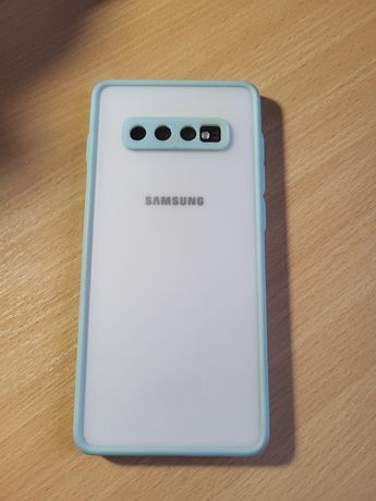 Чехол на Samsung S10+