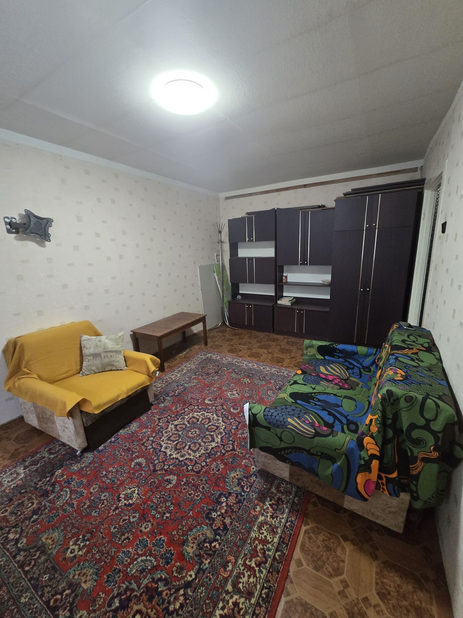 Сдам 1ю квартиру на Красном Камне