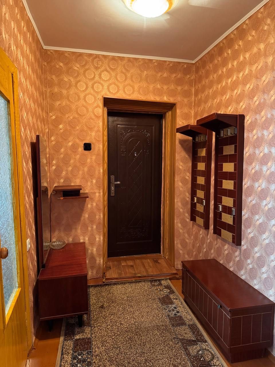 Затишна квартира в чудовому місці.