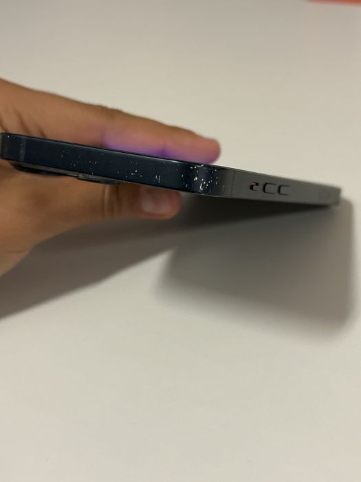 iPhone 13 cor meia-noite