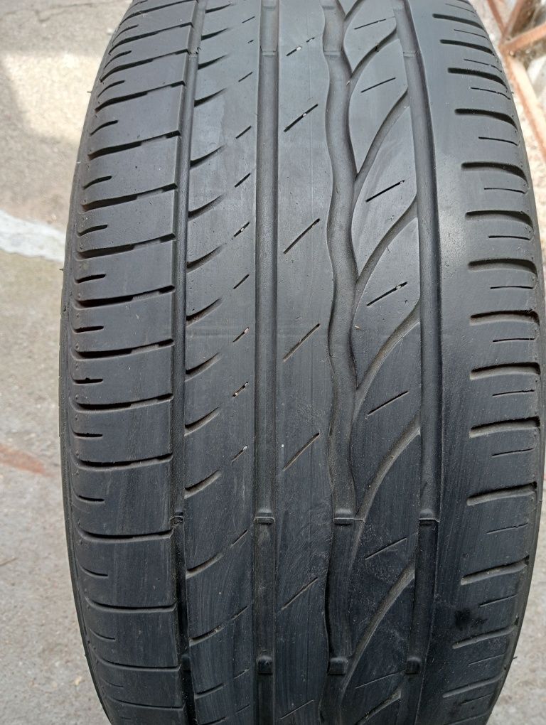 Opona letnia 225/45/18 bridgestone