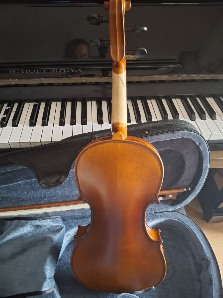 Violino 3/4 Carlo Giordano – Afinado, com estojo, arco e resina