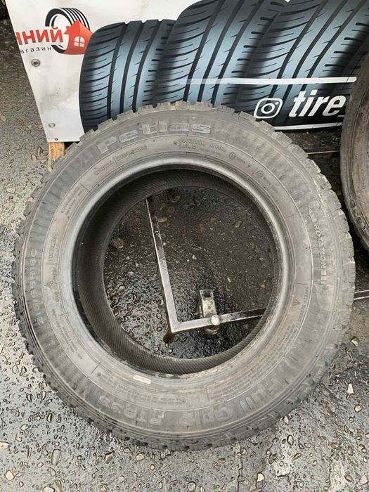 Шини 215/65 R16C Petlas зима 2022 рік 9/7,5 мм