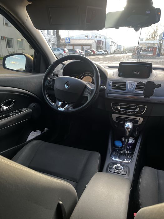 Renault Megane III 1.5 dCi автомат