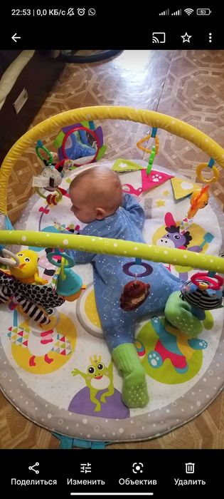 Розвиваючий килимок для дітей