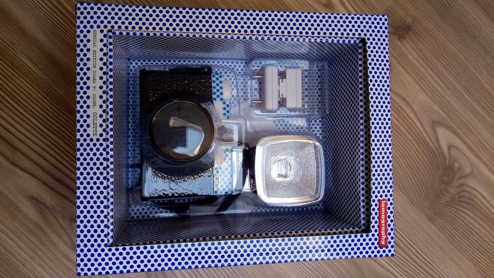 Lomography Diana F+ Colette (edição especial)