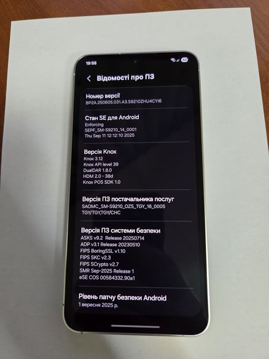 Samsung Galaxy S24 8/256 Marble Gray SM-S9210 Snapdragon 8 Gen 3 2 SIM