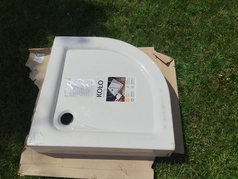 Brodzik koło 90 cm