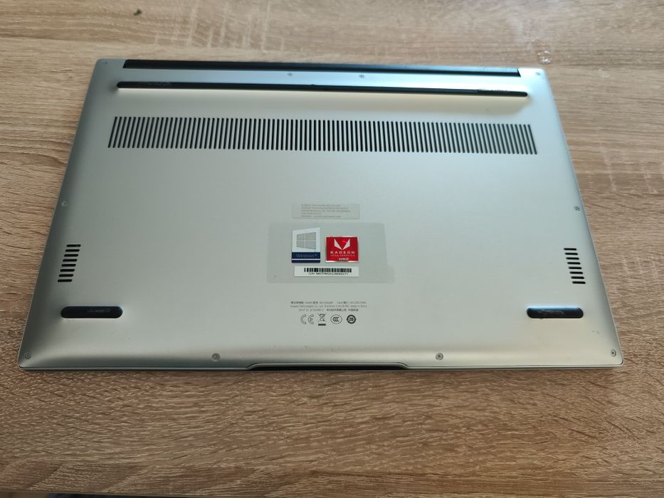 Huawei Matebook D14/AMD-Radeon/8 RAM/80 GB