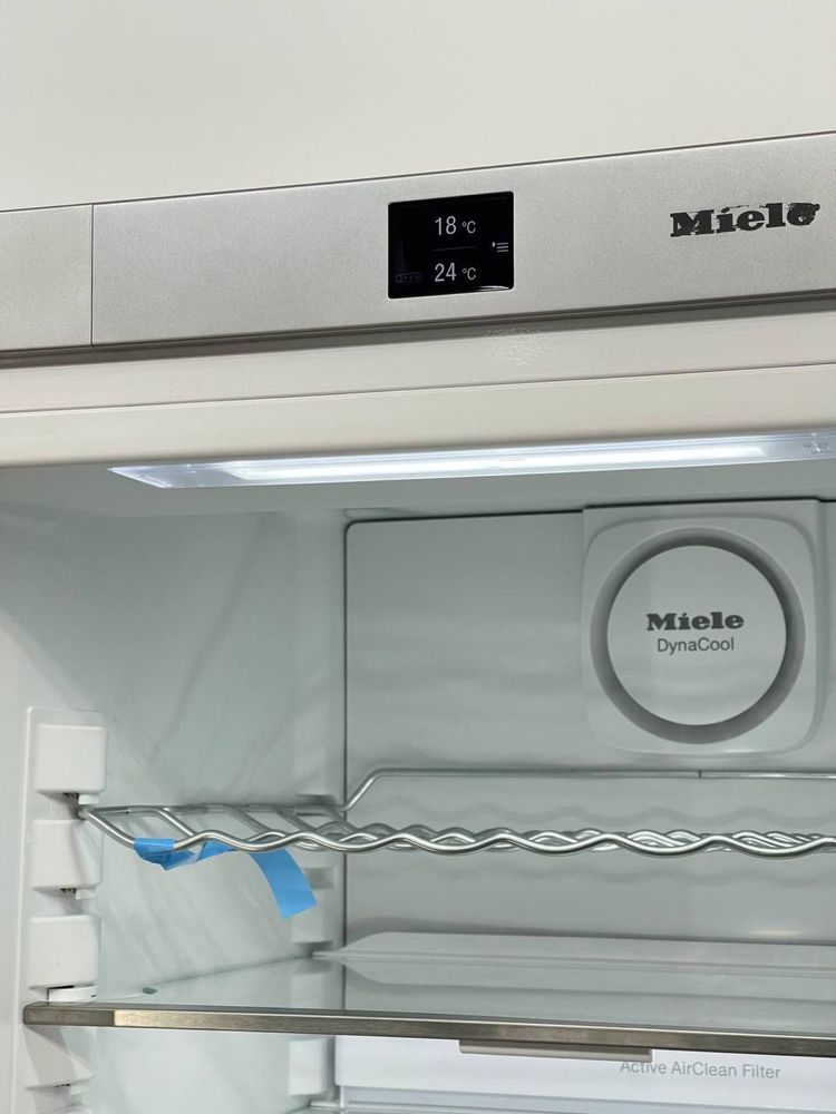 Новий Двокамерний Холодильник KFN 29483 D NoFrost