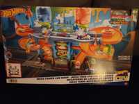 Hot Wheels City Zakręcona megamyjnia HDP05