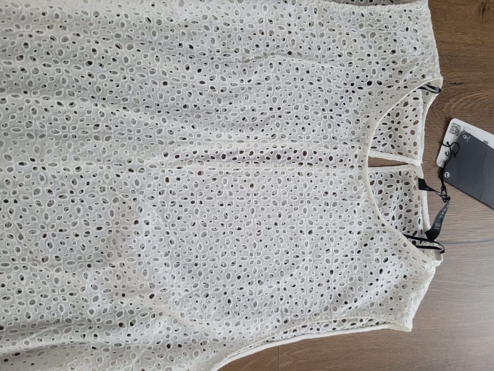 Azurowa sukienka zara w rozmiarze S