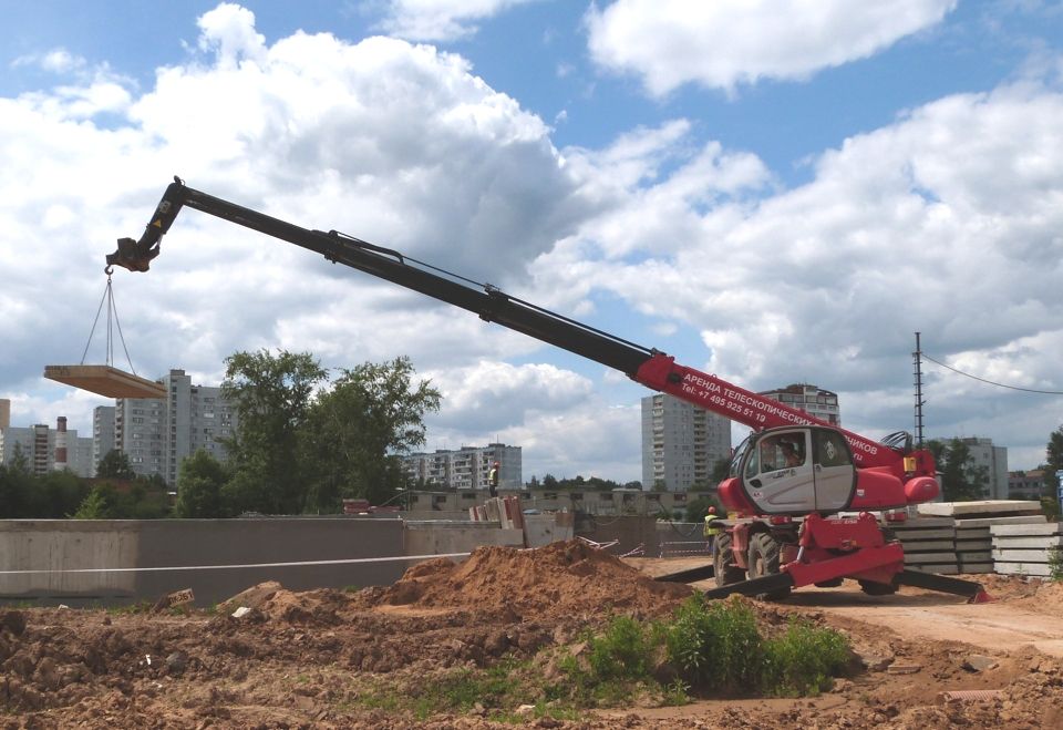 Manitou Merlo ładowarka obrotowa ładowarka teleskopowa dźwig wynajem