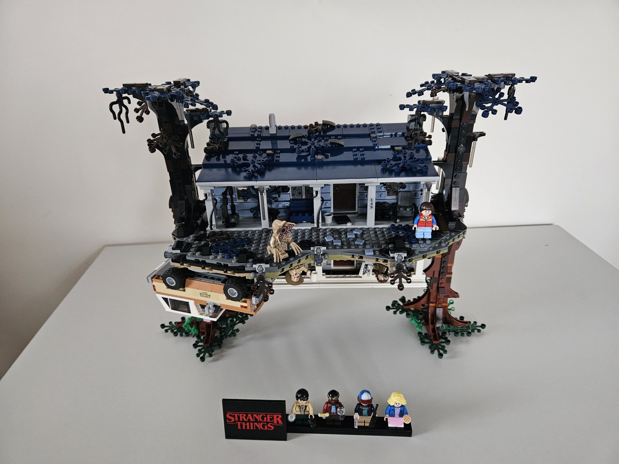 Lego Stranger Things 75810