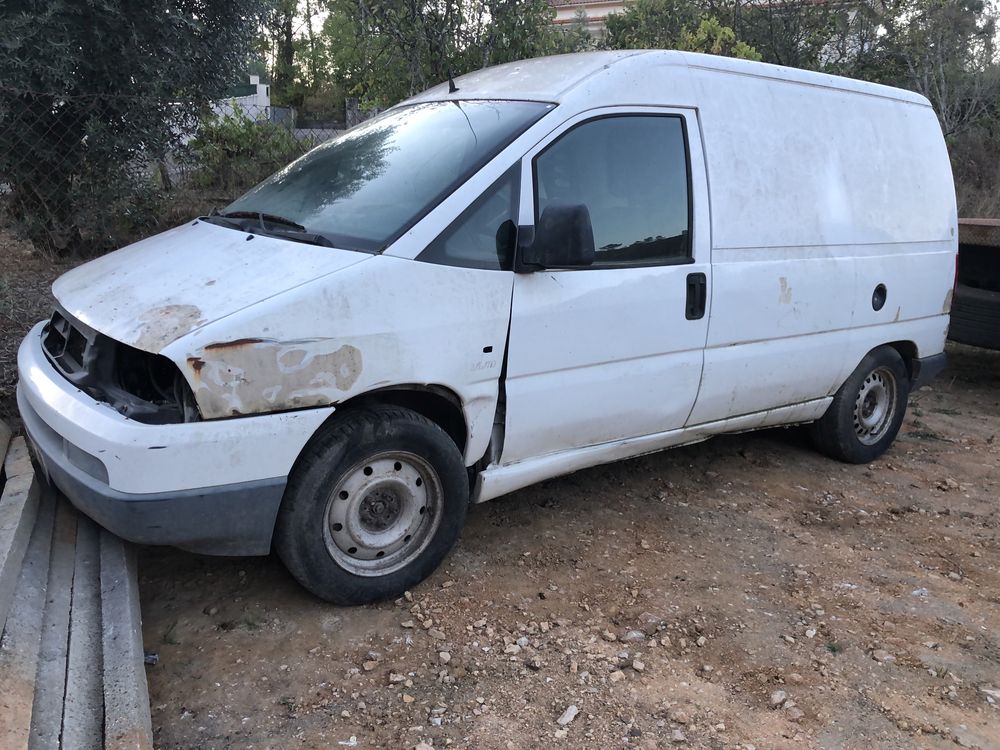 Fiat Scudo 2.0 JTD completa para peças