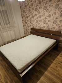 Łóżko z materacem 160x200