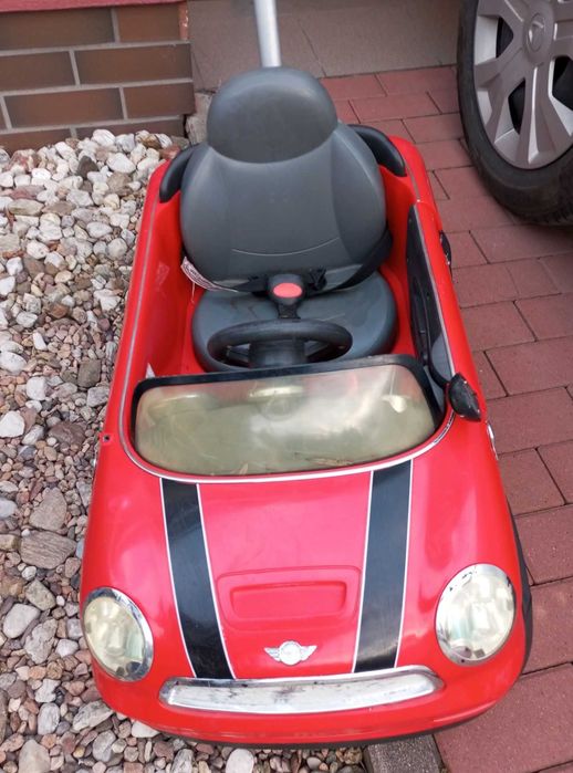 samochód dla małego dziecka Mini Cooper pchacz używany