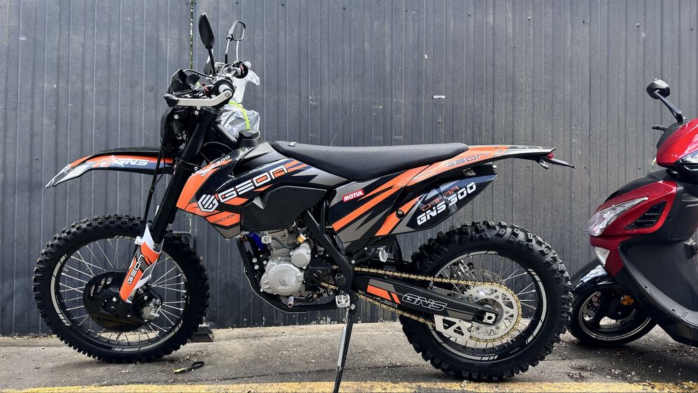 Мотоцикл GEON DAKAR GNS 300 (21/18) МКПП-5