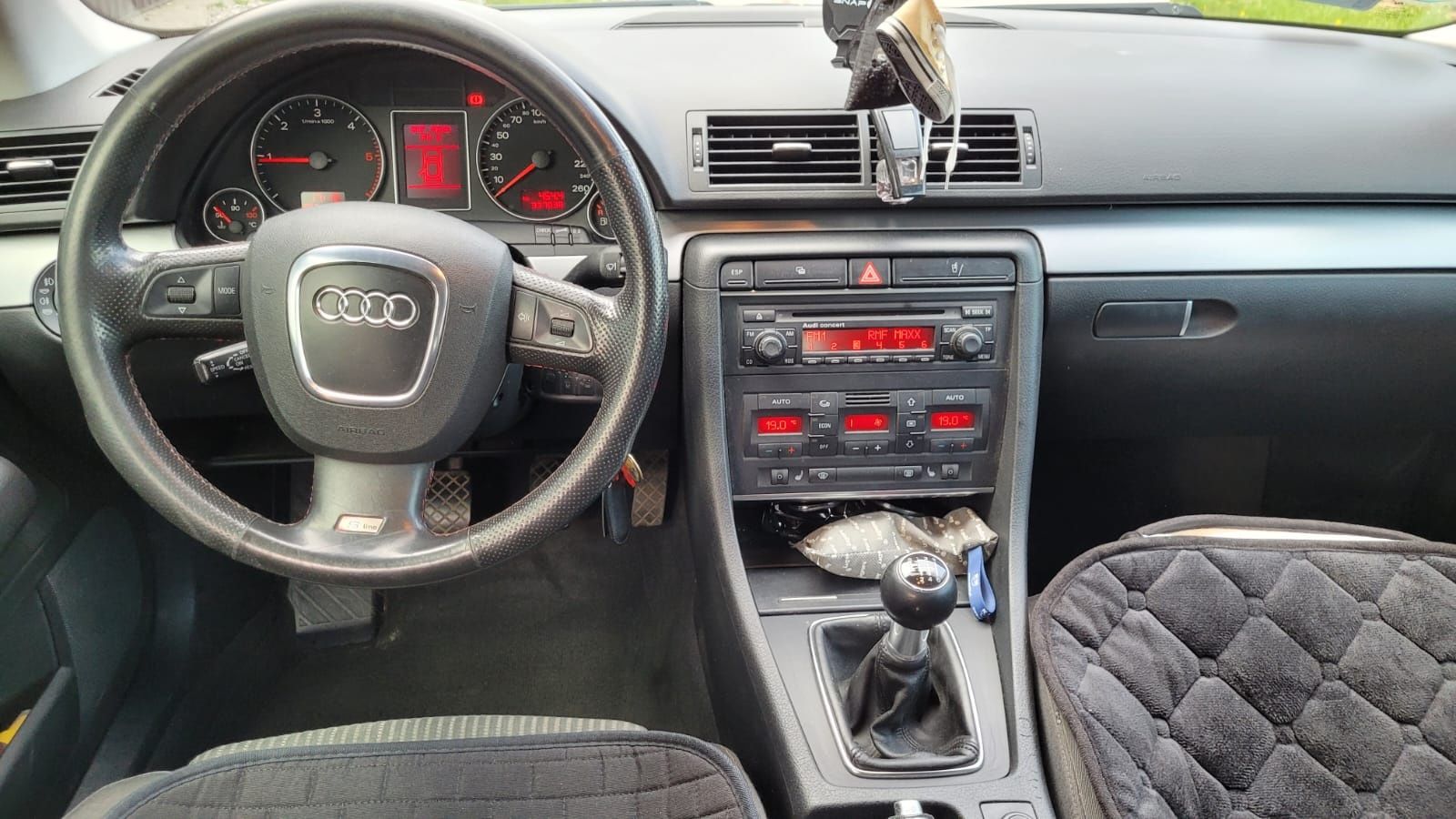Audi a4 b7 sline