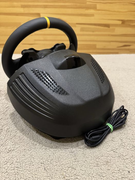 Хороший стан. Ігрове кермо Thrustmaster TX Leather Edition PC / XBOX