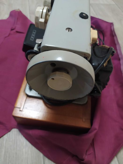 Швейна машинка "Чайка ІІІ" з приводом