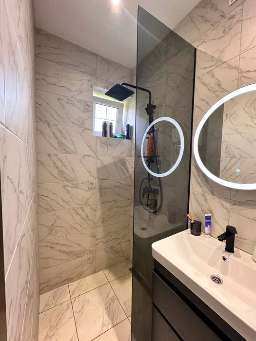 Продаж окремо стоячого будинку біля Винник, с під