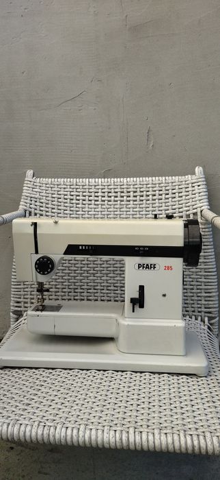 Петлители для оверлока и швейные машинки на запчасти