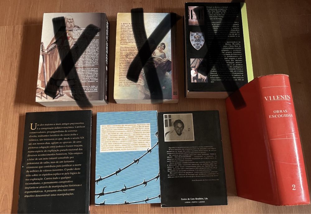 Livros Antigos Em Perfeito Estado