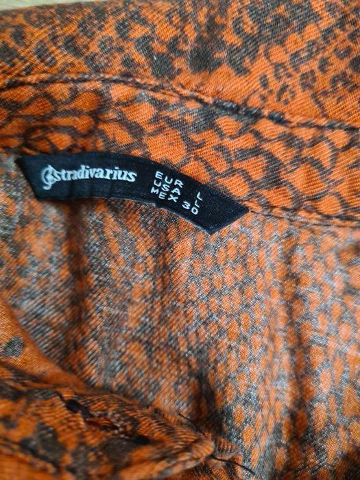 Sukienka jesienne kolory Stradivarius