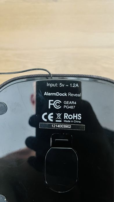 Relogio de mesa cabeceira com radio