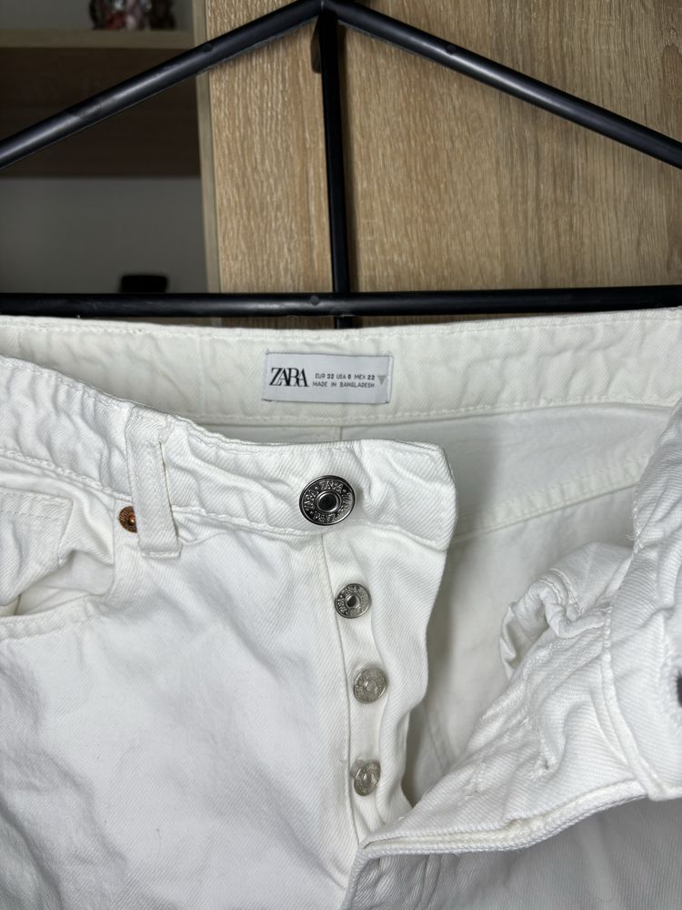 Джинсы ZARA