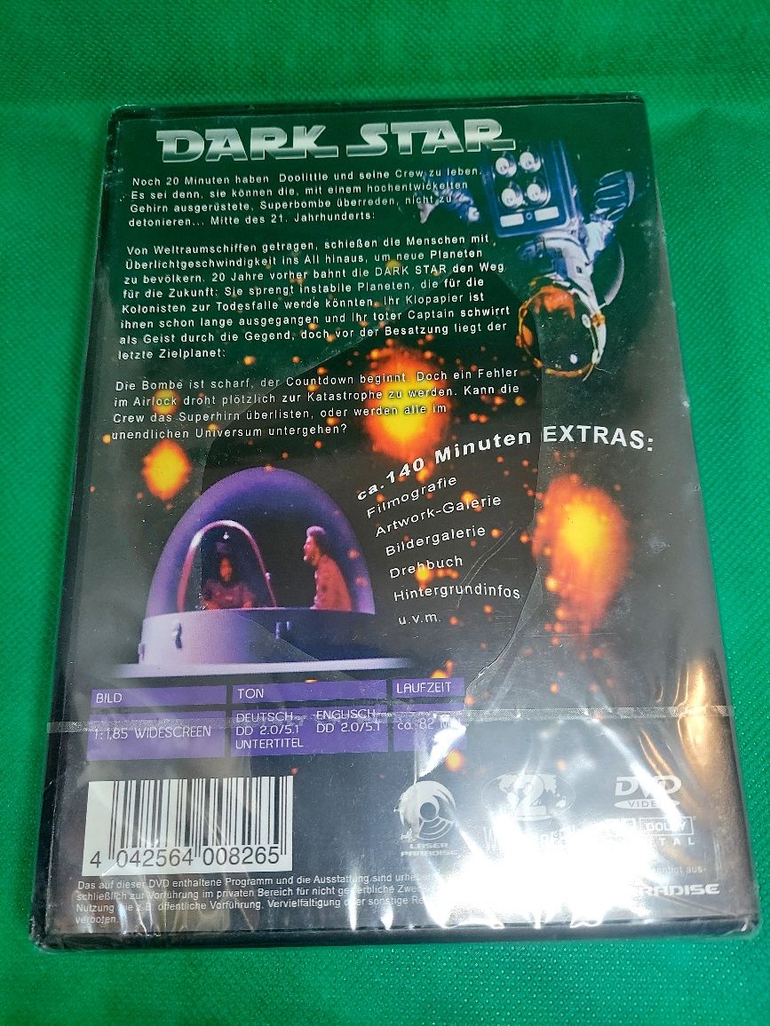 John Carpenters Dark Star film DVD. Folia.