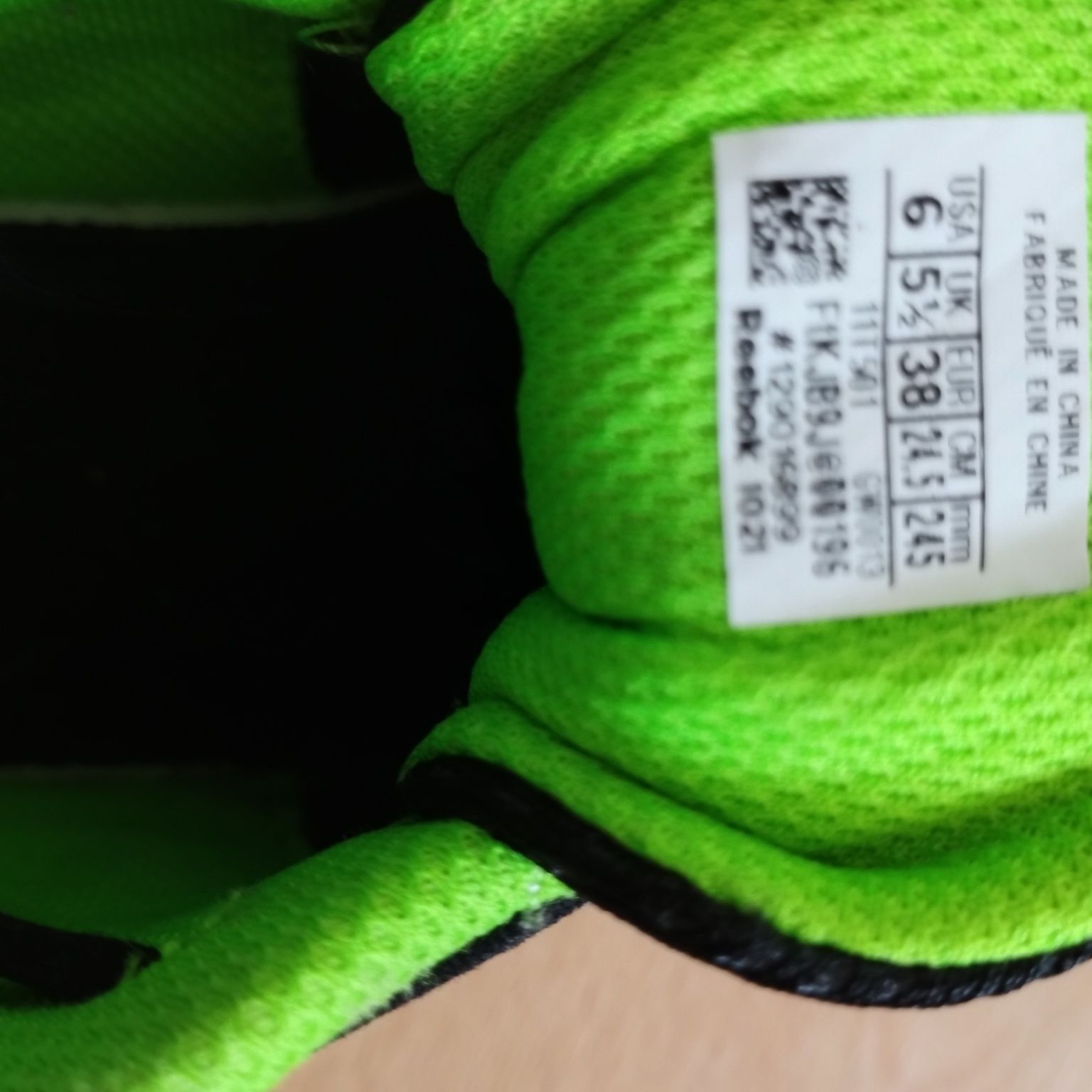 Buty młodzieżowe sportowe Reebok rozmiar 38