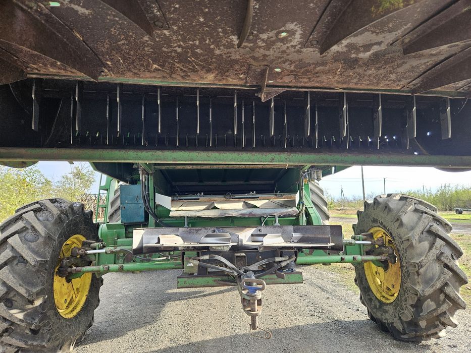 Продам John Deere 9600