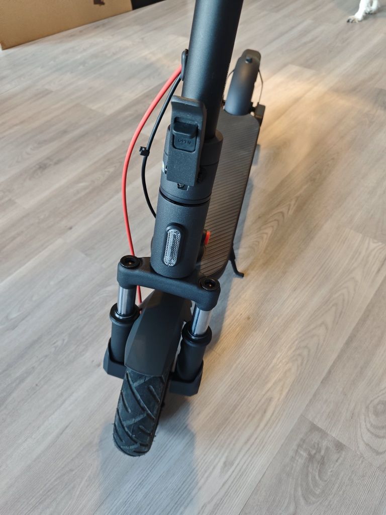 Trotinete Xiaomi Electric Scooter 5 — como nova, com garantia