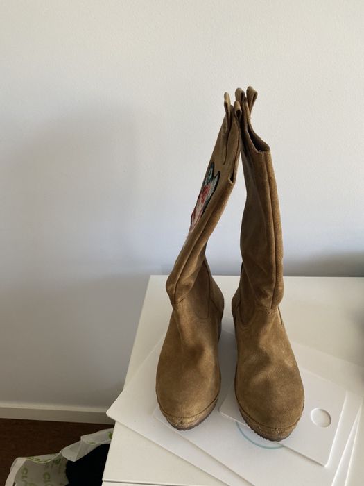 XUZ Novas botas cano alto