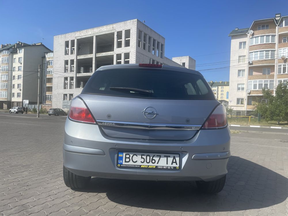 Opel Astra H 1.8