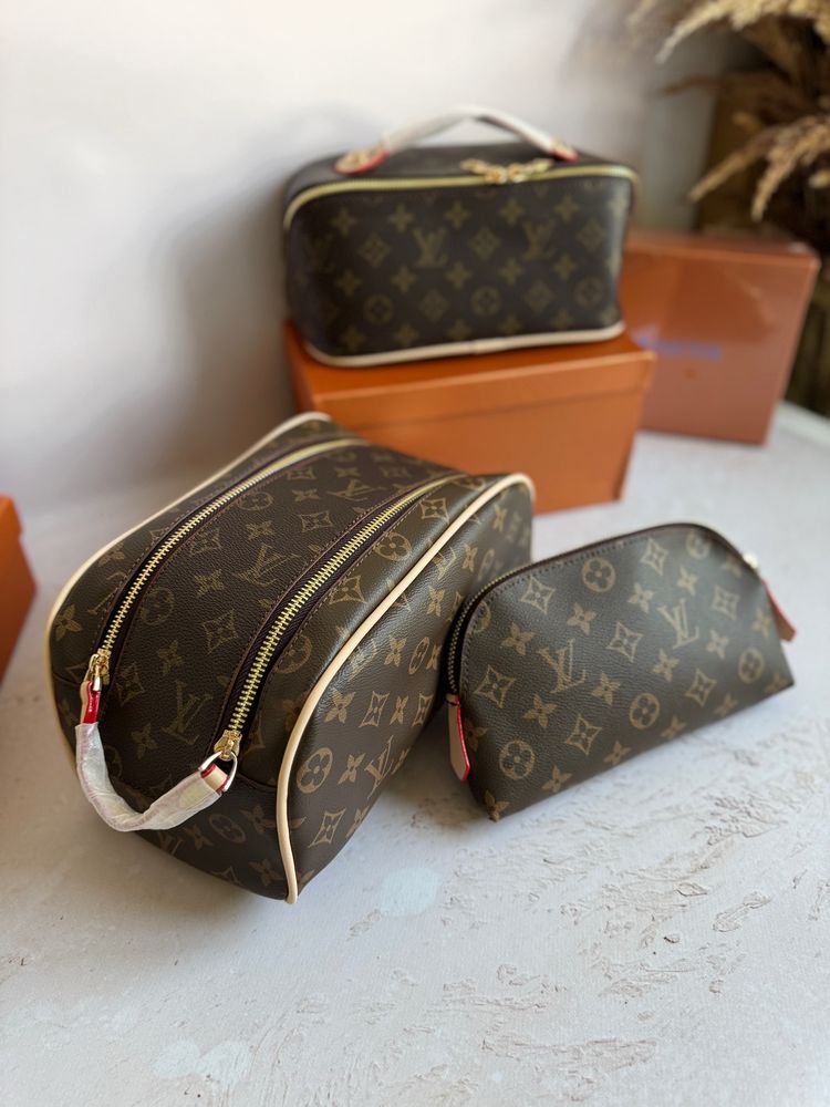 Несессер косметичка коричнева жіноча Louis Vuitton луі вітон LV шкіра