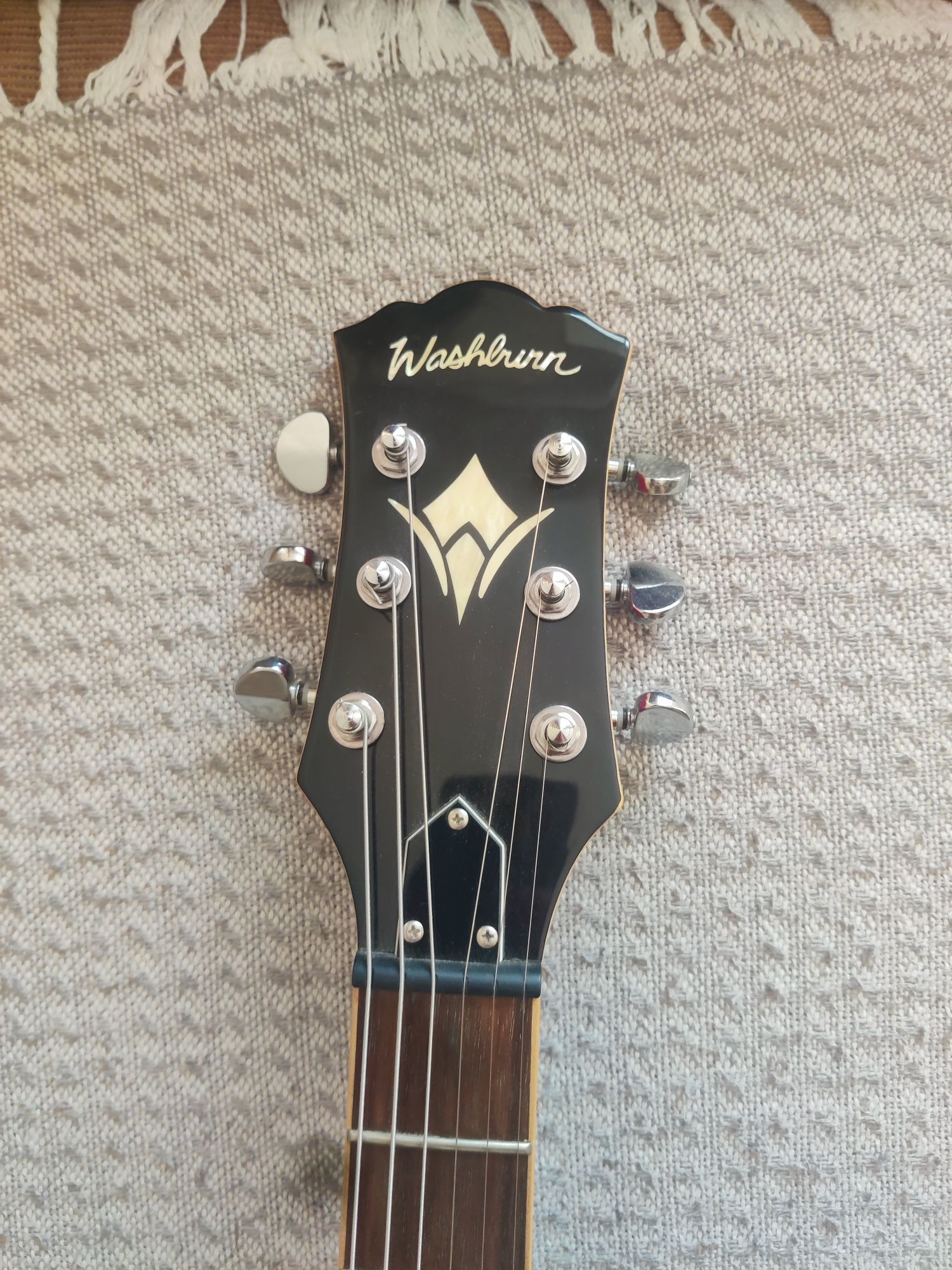Електрогітара Washburn Idol Winproftr (Les Paul)