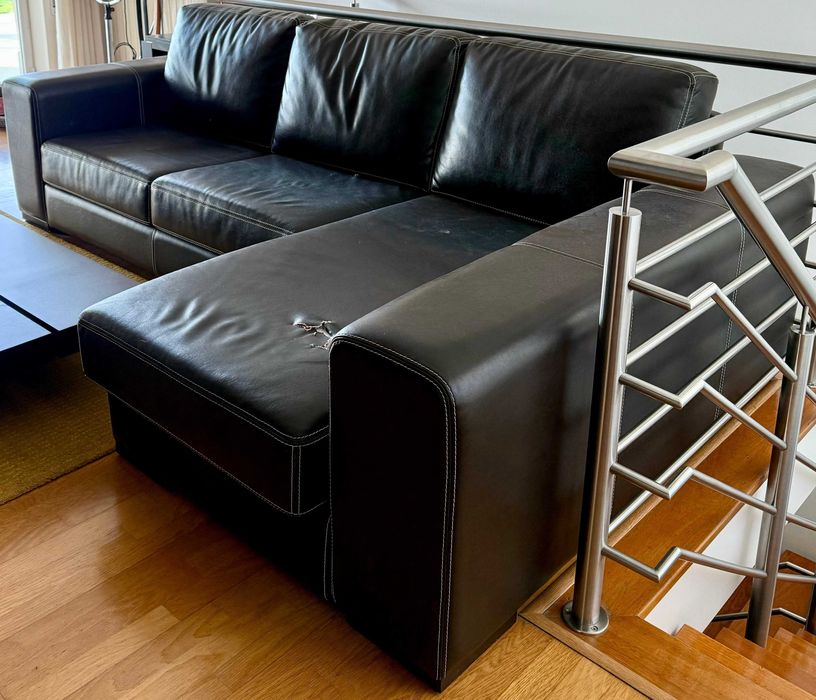 Sofa em Pele Castanho / Wengue com chaise Longue