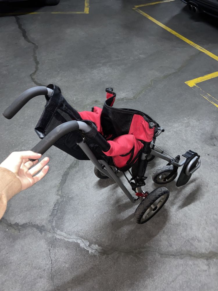 Cadeira de rodas adaptada CONVAID