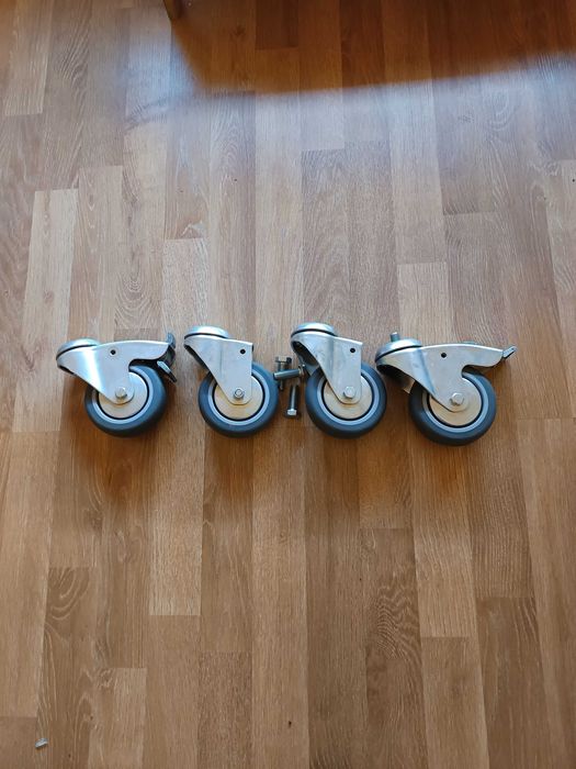 Conjunto de rodas para cama articulada