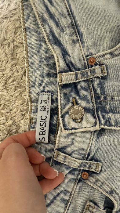 Джинсові жіночі шорти. Шорти подовженні